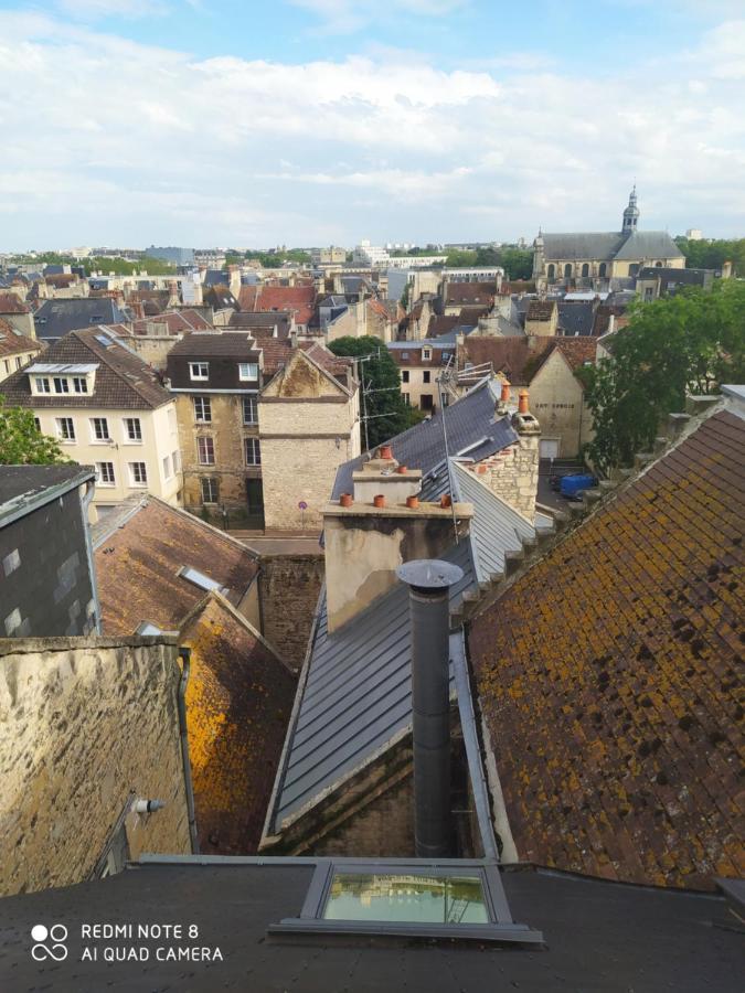 Duplex Centre Historique Appartement Caen Buitenkant foto